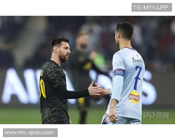 梅西与C罗双星闪耀足坛巨擘见证世界足球巅峰对决 梅西与C罗双星闪耀足坛巨擘见证世界足球巅峰对决